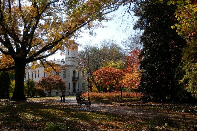 Garden Ghost Stories at Missouri Botanical Garden | Missouri Botanical ...